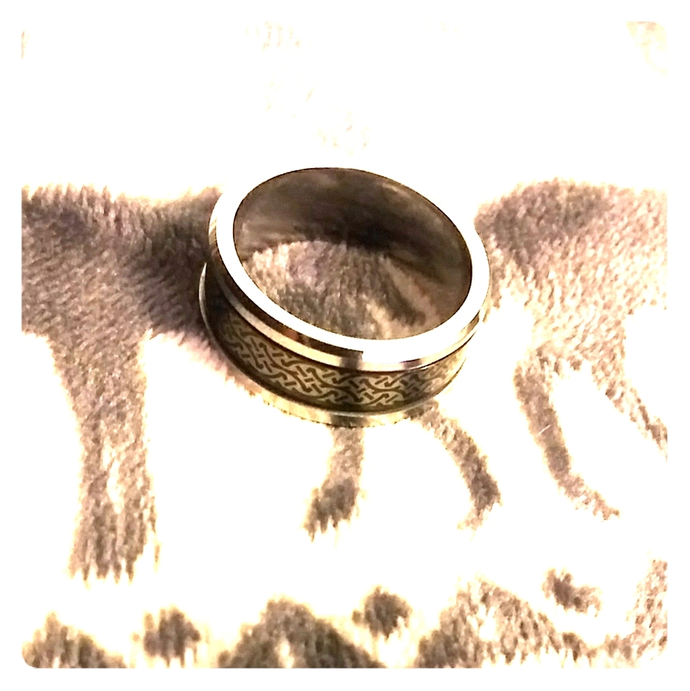 Tungsten mens wedding band